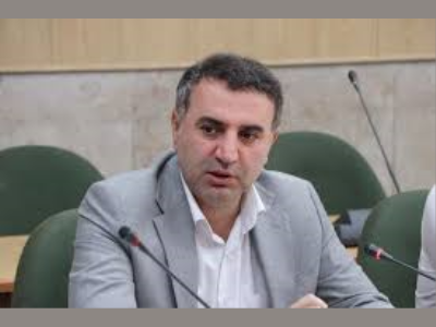 دکتر افشین لرزنگنه معاون حمل و نقل و ترافیک شهرداری کرمانشاه از در دستورکار قرار گرفتن احداث چهار تقاطع غیرهمسطح در سطح شهر کرمانشاه خبر داد.