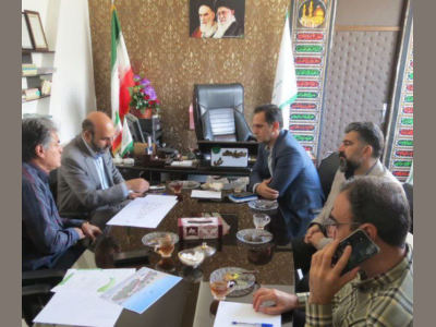 در جلسه ای با حضور مهندس اعتصام فر پیگیری شد؛ 

برنامه‌ریزی جامع برای ساماندهی فضای سبز و زیباسازی ورودی‌های شهر