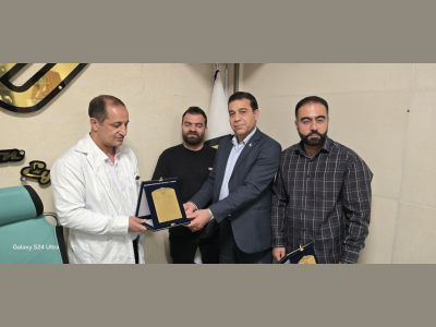 ازچهره برجسته پزشکی غرب کشور تجلیل شد