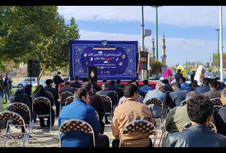 با همکاری شهرداری و حوزه هنری کرمانشاه؛  آئین رونمایی از سردیس ۶ شهید در کرمانشاه برگزار شد