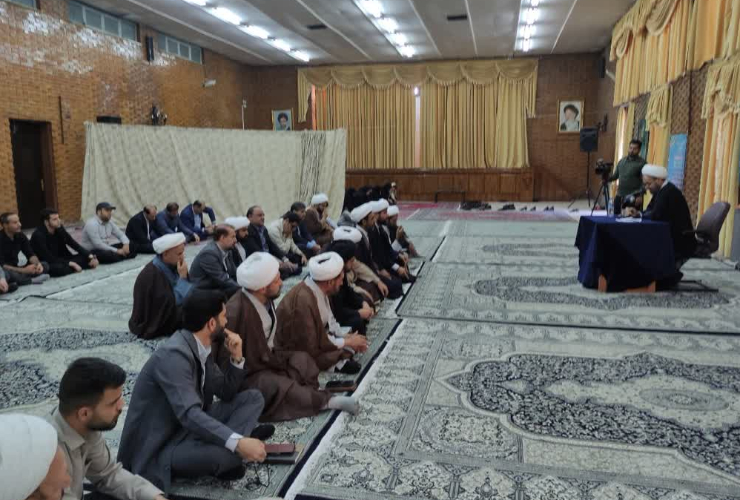 برگزاری مراسم زیارت عاشورا با حضور نماینده ولی فقیه در سپاه 
